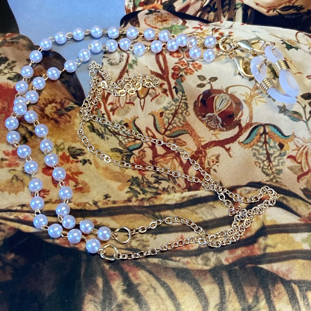 Sunglasses Glasses Gold Tone Chain - Picture 3 of 3